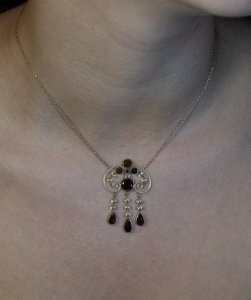 Antique garnet necklace