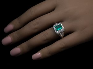 Emerald engagement ring