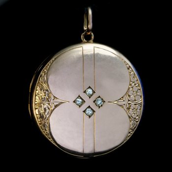 Art Nouveau locket pendant